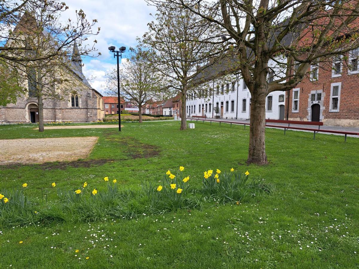 Begijnhof 54 Villa Sint-Truiden Bagian luar foto